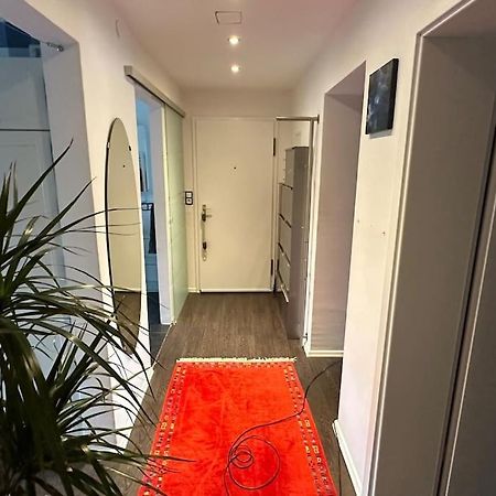 Monikas Home - Gemuetliche 3-Zimmer-Wohnung Im Herzen Von Böblingen Dış mekan fotoğraf